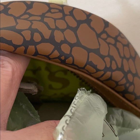 Loungefly Dreamworks Shrek Backpack - NWT! - Picture 11 of 11